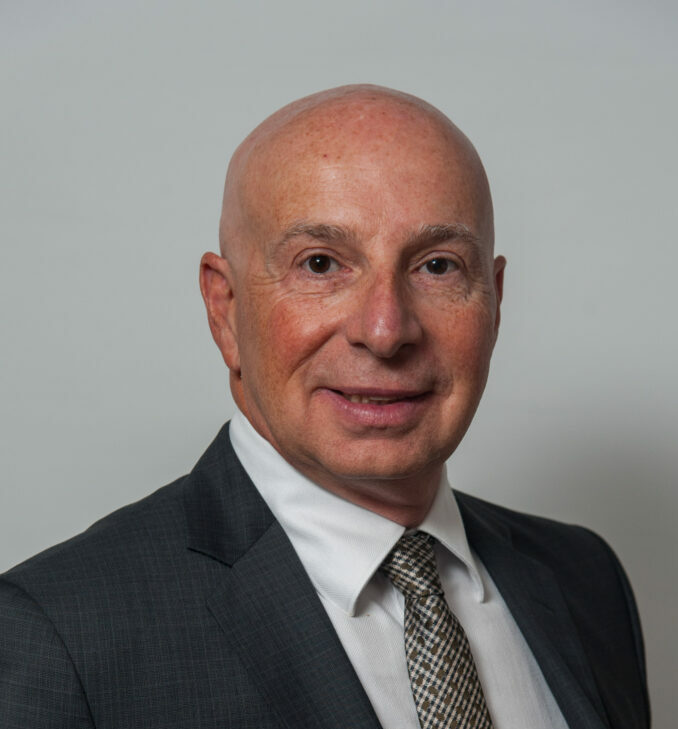Yorki Estefan