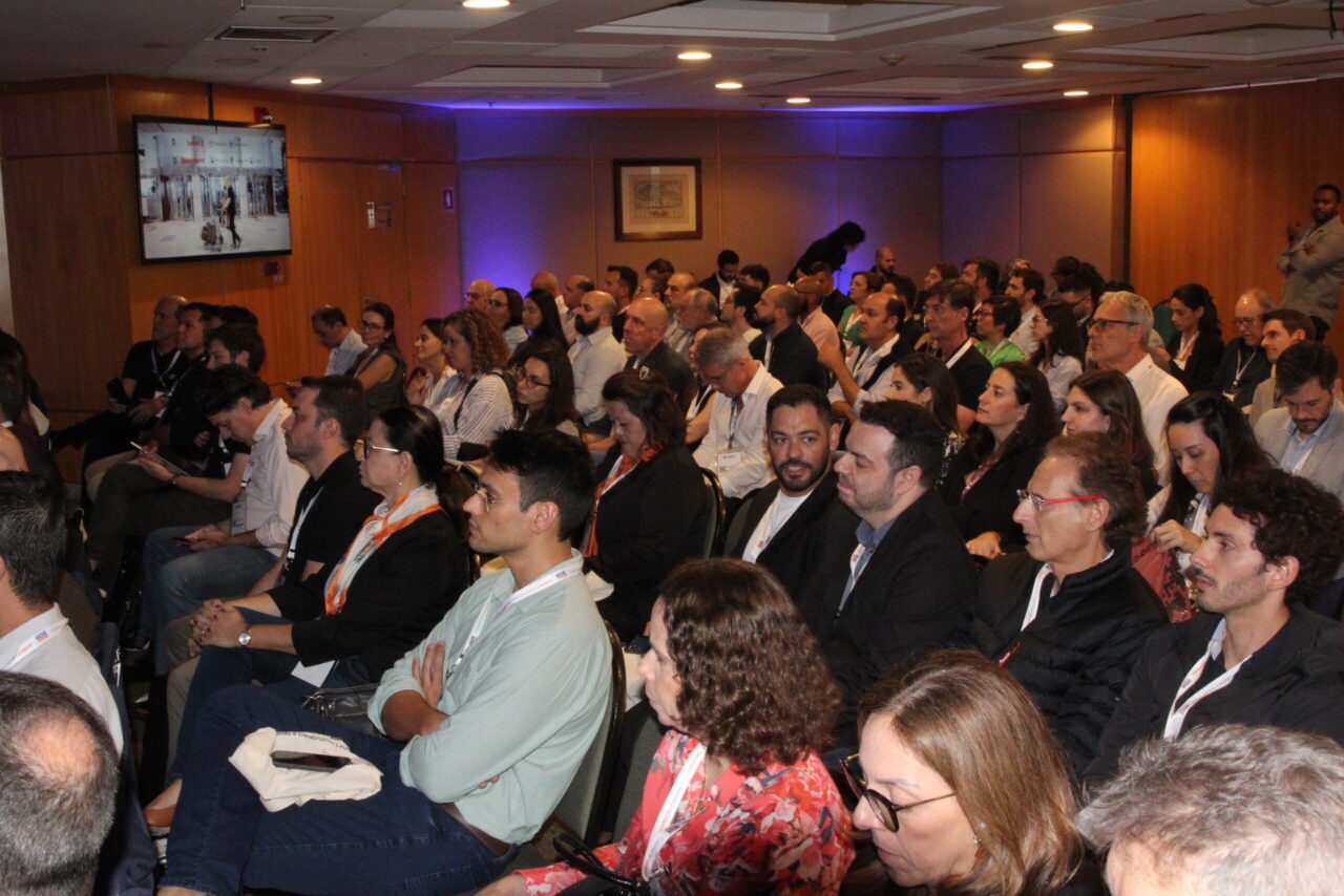 SindusCon-SP e Secovi-SP debateram Inteligência Artificial no setor em 7 de novembro