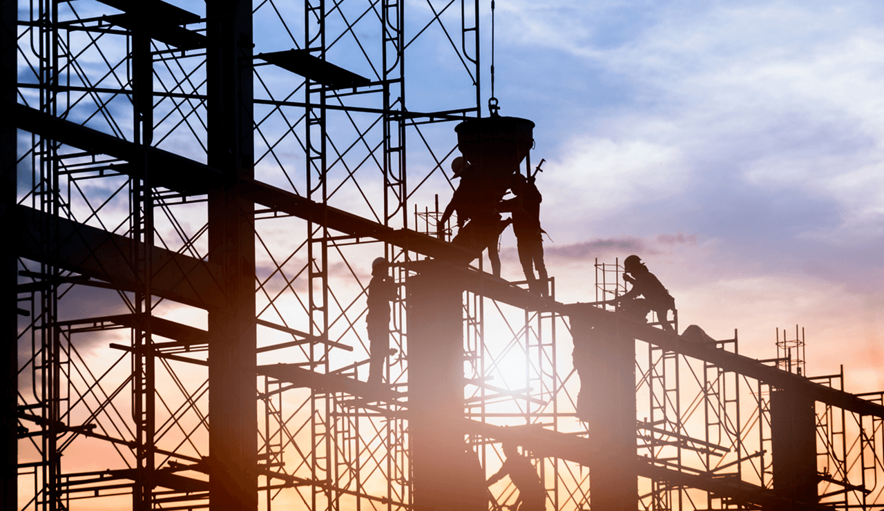 Construção fecha 104 mil empregos em dezembro